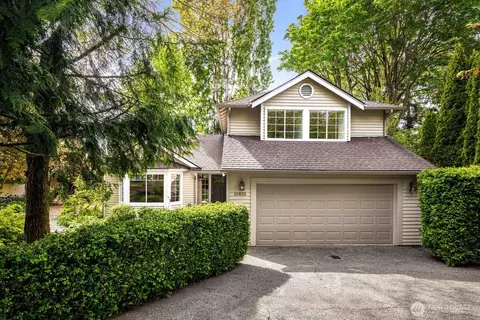 10825 NE 64th St, Kirkland, WA 98033
