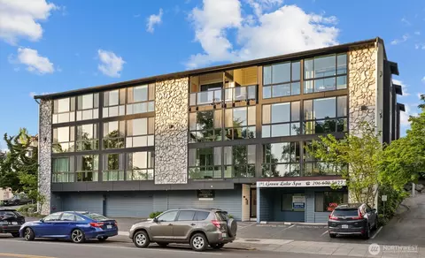7320 E Green Lake Dr N #403, Seattle, WA 98115