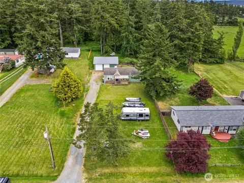 964 Donald Ave, Oak Harbor, WA 98277