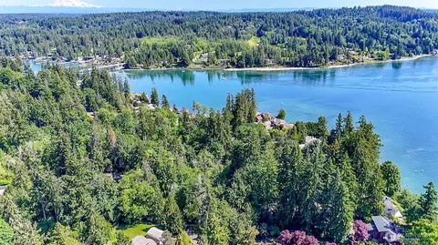 44 Raft Island Dr NW, Gig Harbor, WA 98335