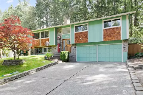 4909 95th Ave W, University Place, WA 98467