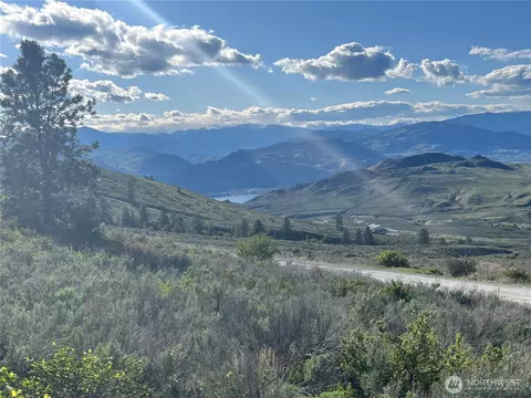 7 Gold Rush Ridge Rd, Oroville, WA 98844