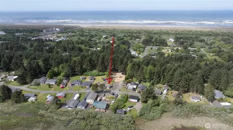 77 Oyehut Rd, Hoquiam, WA 98550