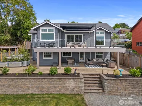 1407 S Lewis Rd, Tacoma, WA 98465