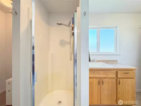 Bath - 152 Macleay Rd, Sequim, WA 98382 photo 1 of 4