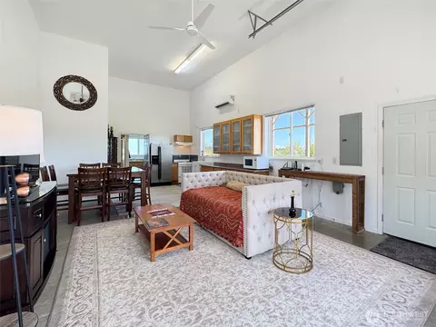Living - 152 Macleay Rd, Sequim, WA 98382 photo 1 of 4