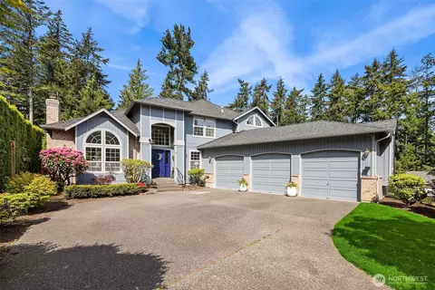 15118 60th Ave W, Edmonds, WA 98026