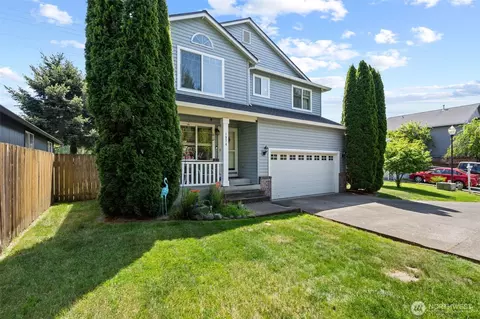 1974 Meadowood Loop, Woodland, WA 98674