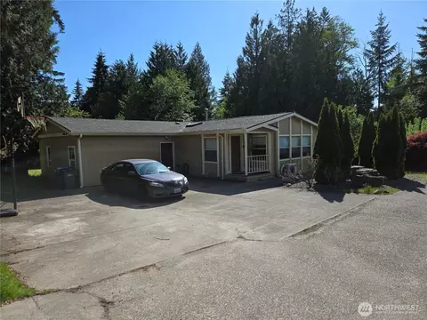 1901 Rocky Point Rd, Bremerton, WA 98312
