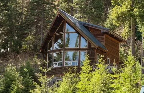 6166 Westside Rd, Cle Elum, WA 98922