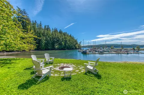 376 Killebrew Lake Rd, Eastsound, WA 98245