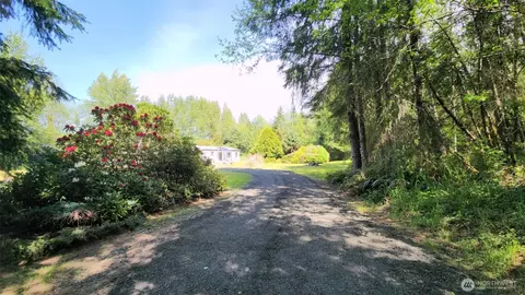 43 Hokanson Rd, Elma, WA 98541