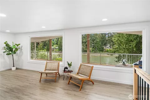2419 Rocky Point Rd NW, Bremerton, WA 98312