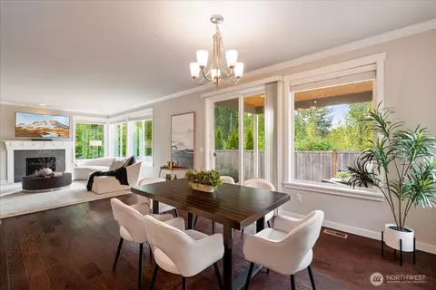 Dining - 11 200th Pl SW, Bothell, WA 98012 photo 1 of 2
