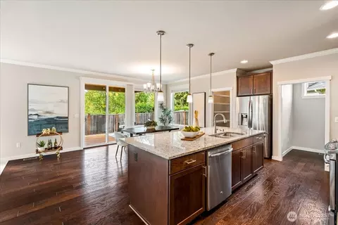 Kitchen - 11 200th Pl SW, Bothell, WA 98012 photo 3 of 4