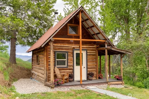 Exterior - 338 Twisp River Rd, Twisp, WA 98856 photo 7 of 15