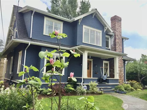 4504 37th Ave NE, Seattle, WA 98105