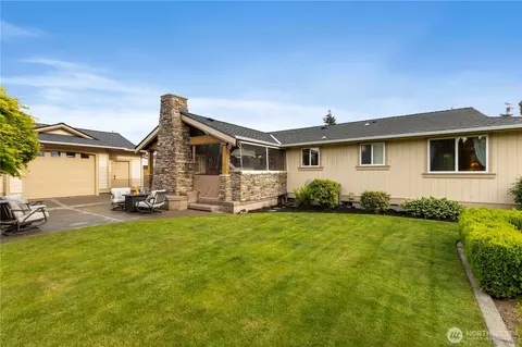 Exterior - 1417 Rainier St, Sumner, WA 98390 photo 13 of 14