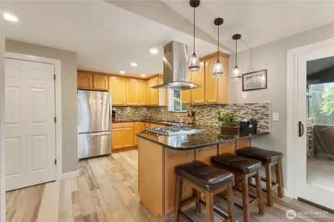 Kitchen - 1417 Rainier St, Sumner, WA 98390 photo 1 of 2
