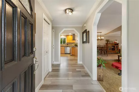 Entry Way - 1417 Rainier St, Sumner, WA 98390 photo 1 of 1