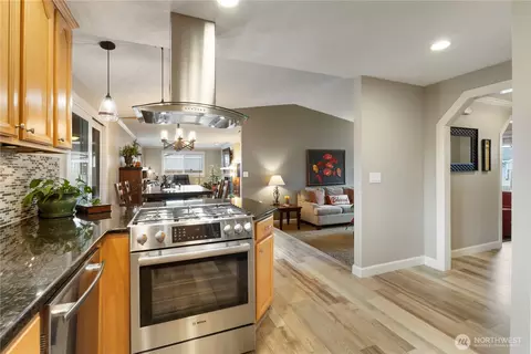 Kitchen - 1417 Rainier St, Sumner, WA 98390 photo 2 of 2
