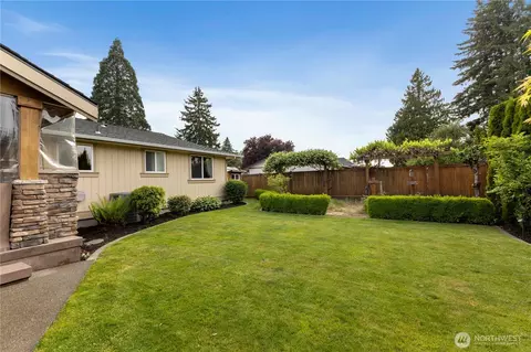 Exterior - 1417 Rainier St, Sumner, WA 98390 photo 10 of 14