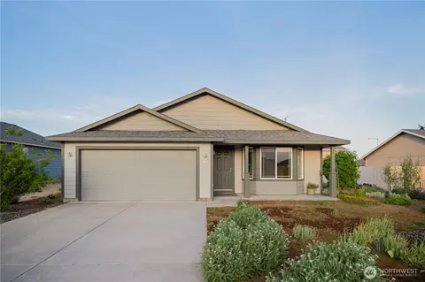 902 Country Ave NE, Quincy, WA 98848