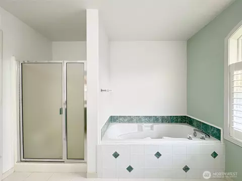 Bath - 200 Amethyst Dr, Sequim, WA 98382 photo 3 of 4