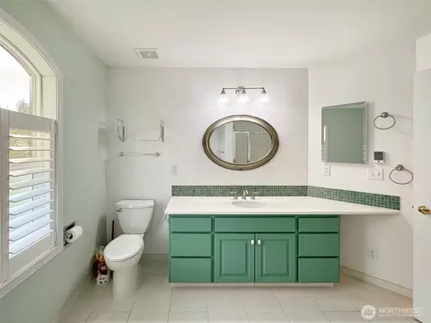 Bath - 200 Amethyst Dr, Sequim, WA 98382 photo 2 of 4