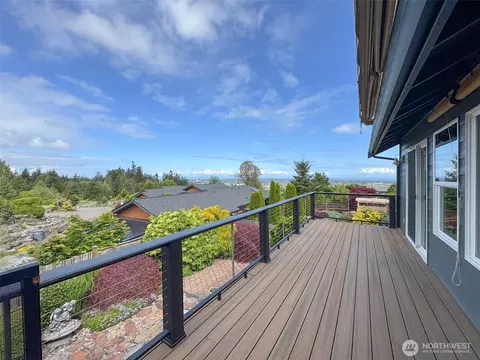 Exterior - 200 Amethyst Dr, Sequim, WA 98382 photo 2 of 8
