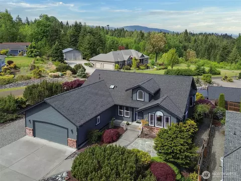 200 Amethyst Dr, Sequim, WA 98382
