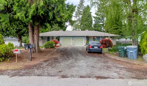 9820 9818 Croft St S, Tacoma, WA 98444