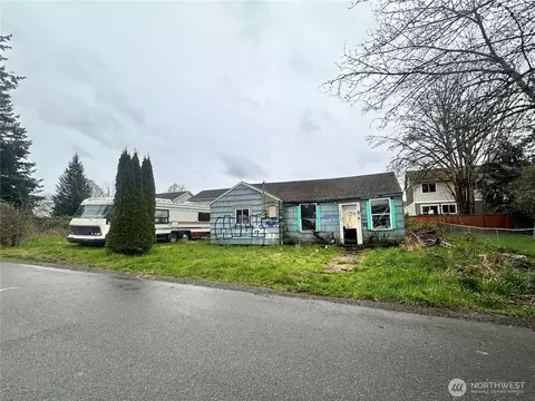 634 E 57th St, Tacoma, WA 98404