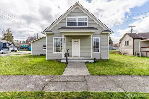 Exterior - 116 E 4th St, Centralia, WA 98531 photo 4 of 4
