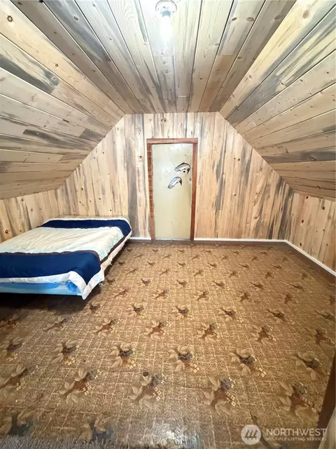 Bedroom - 116 E 4th St, Centralia, WA 98531 photo 3 of 4