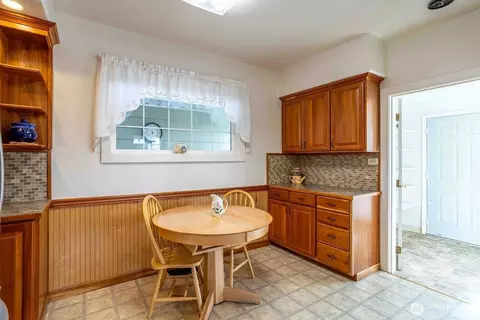 Kitchen - 116 E 4th St, Centralia, WA 98531 photo 4 of 4