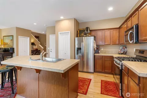Kitchen - 4130 167th Pl SE, Bothell, WA 98012 photo 2 of 4