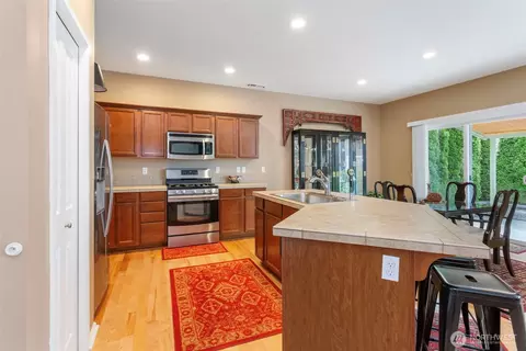 Kitchen - 4130 167th Pl SE, Bothell, WA 98012 photo 4 of 4