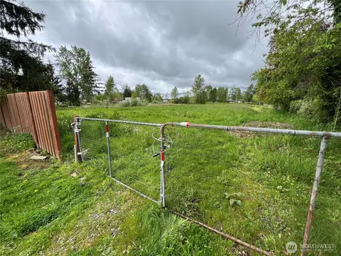10512 22nd Ave E, Tacoma, WA 98445