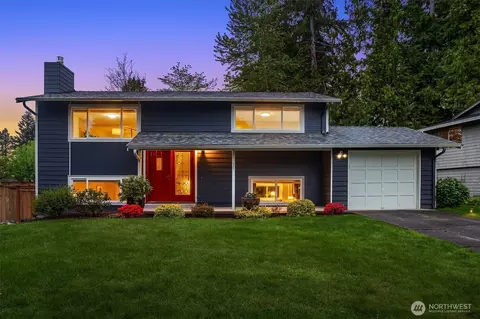 12905 111th Pl NE, Kirkland, WA 98034