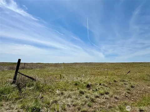 26500 Seven Springs Dairy Rd, Davenport, WA 99122