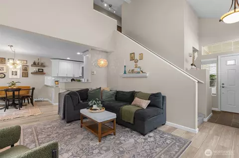 19120 110th Pl SE, Renton, WA 98055