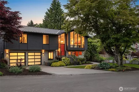 5807 112th Pl NE, Kirkland, WA 98033