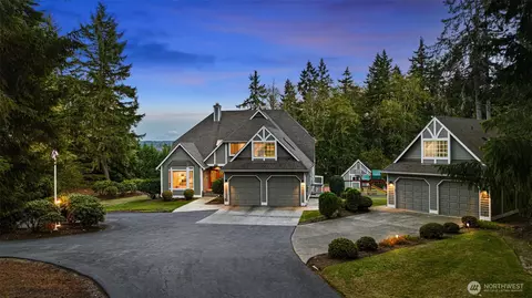 10218 125th St NW, Gig Harbor, WA 98329