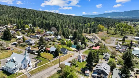 2 N Nn N B St, Roslyn, WA 98941