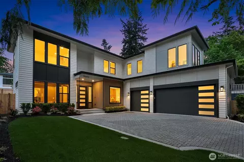 9440 114th Ave NE, Kirkland, WA 98033