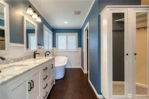 Bath - 1224 Studebaker Pl, Walla Walla, WA 99362 photo 2 of 4