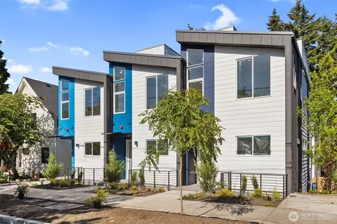 4518 C 33rd Ave S, Seattle, WA 98118