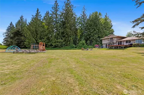9320 96th St NE, Arlington, WA 98223