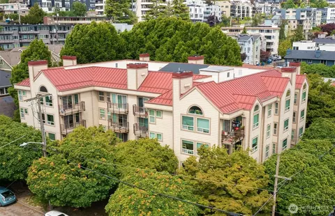 566 Prospect St #308, Seattle, WA 98109